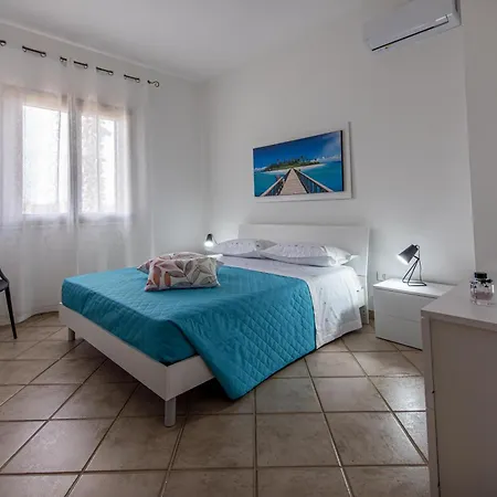 Holiday home Blu Alma