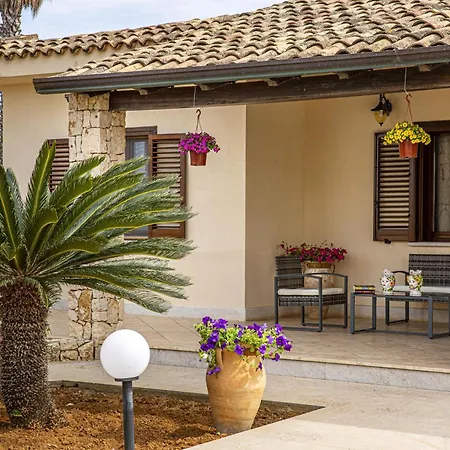 Blu Alma Holiday home *